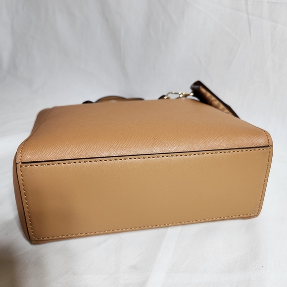Michael Kors Vincent Small Tan Leather Tote Bag New With Tags And Packaging - Picture 14 of 14